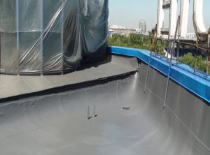 Recubrimiento de anticorrosión de elastómero de poliurea pulverizada